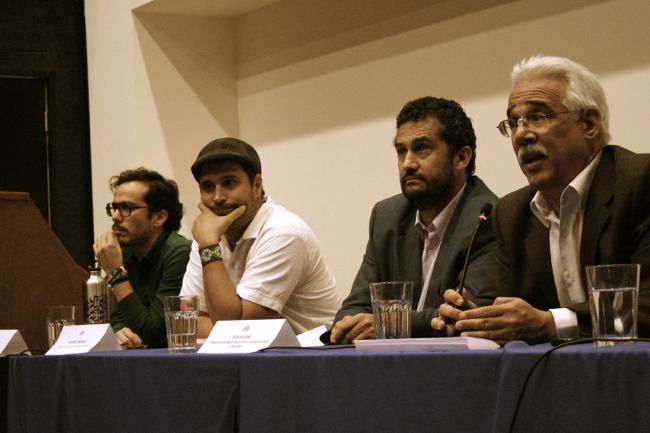 Los directores Claudio, Manfred, Sergio Graff de Conafor y Eduardo Santana del Museo de Ciencias Ambientales, en la presentación del documental Gira La Tierra