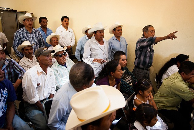 Indígenas de Manantlán Ayotitlán. Foto: Marte Merlos